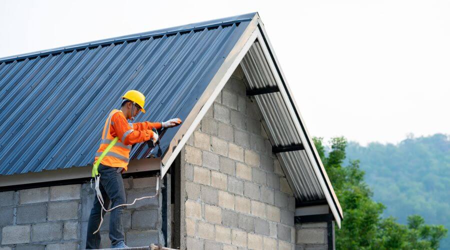 Expert Emergency Roof Repairs services in Viking, MN